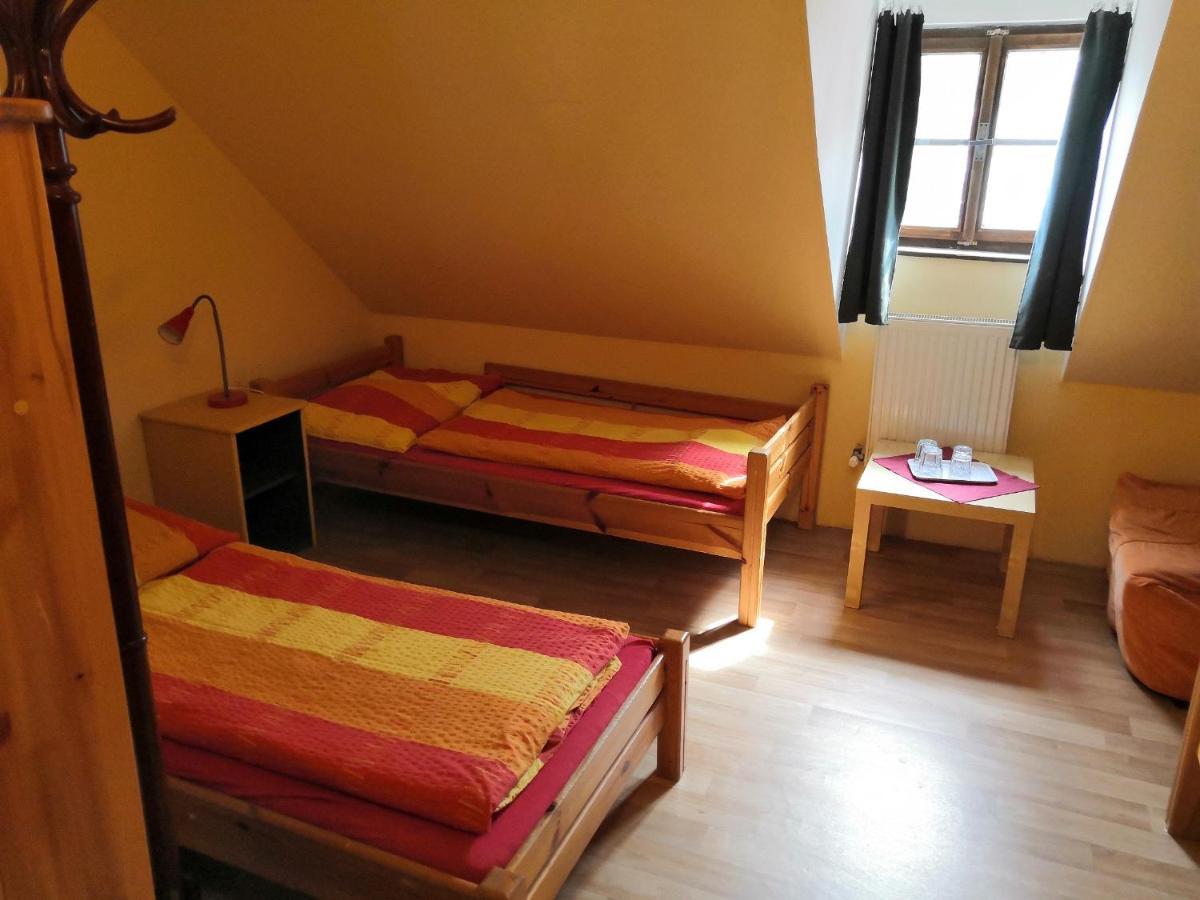 Hostel Skautsky Dom Banská Štiavnica Eksteriør billede
