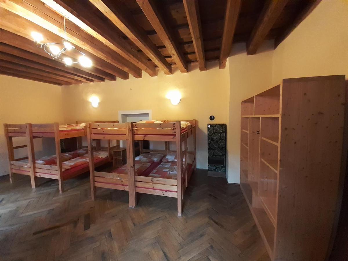 Hostel Skautsky Dom Banská Štiavnica Eksteriør billede
