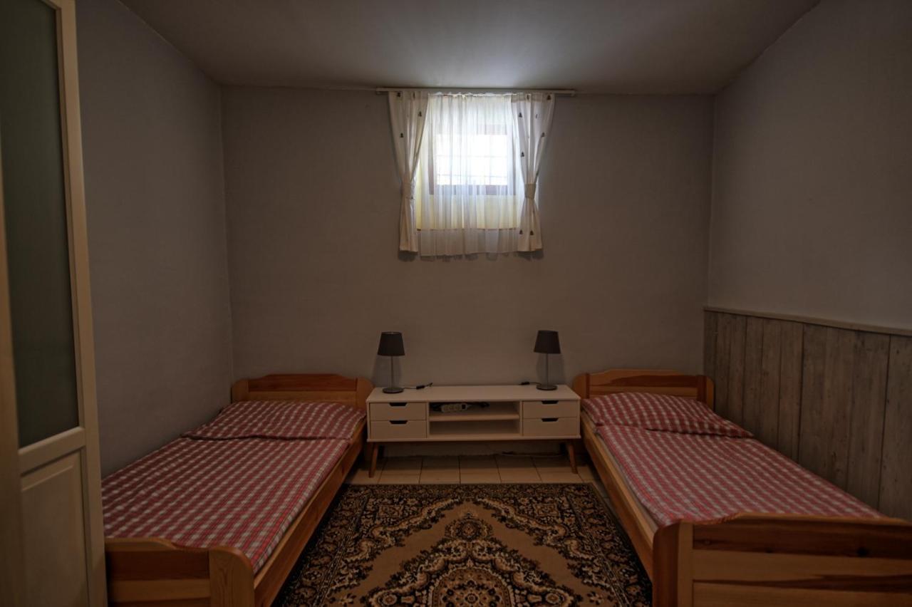 Hostel Skautsky Dom Banská Štiavnica Eksteriør billede